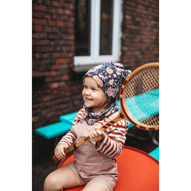 girl beanie with tub MAGICAL GARDEN