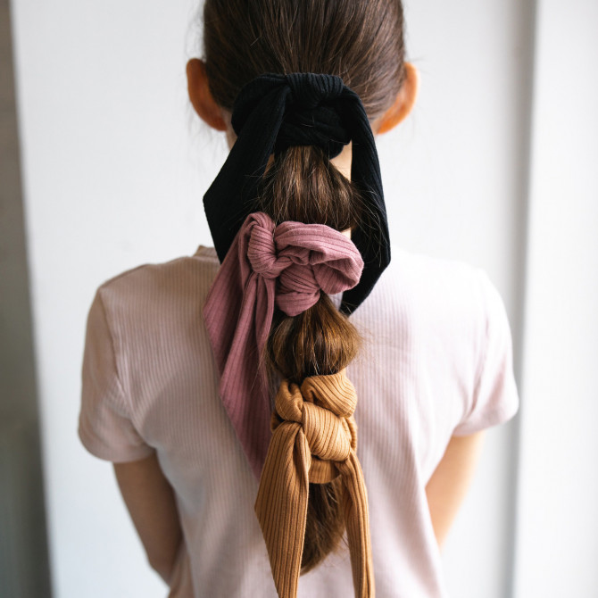Scrunchie with tail GREY RIB
