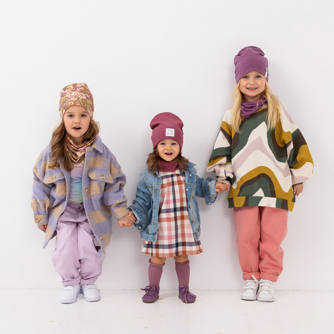 GIRL BEANIE WITH TUB BERRY LINE
