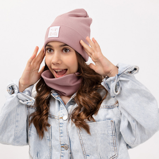 CZAPKA Z KOMINEM DUSTY ROSE LINE6-12 mc
