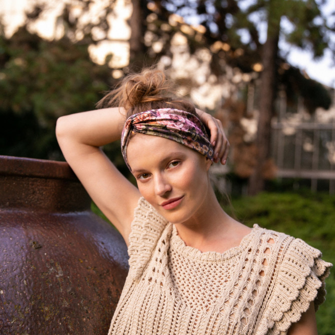 TWIST HEADBAND GARDENIA