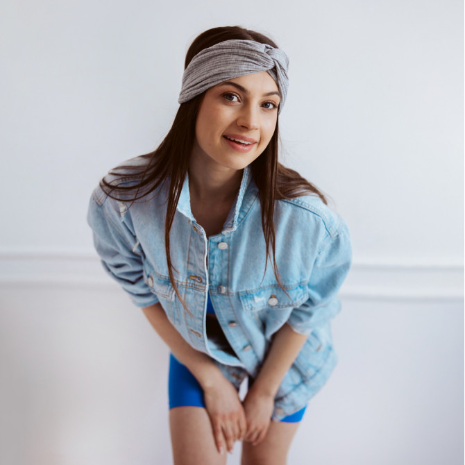 TWIST HEADBAND GREY RIB