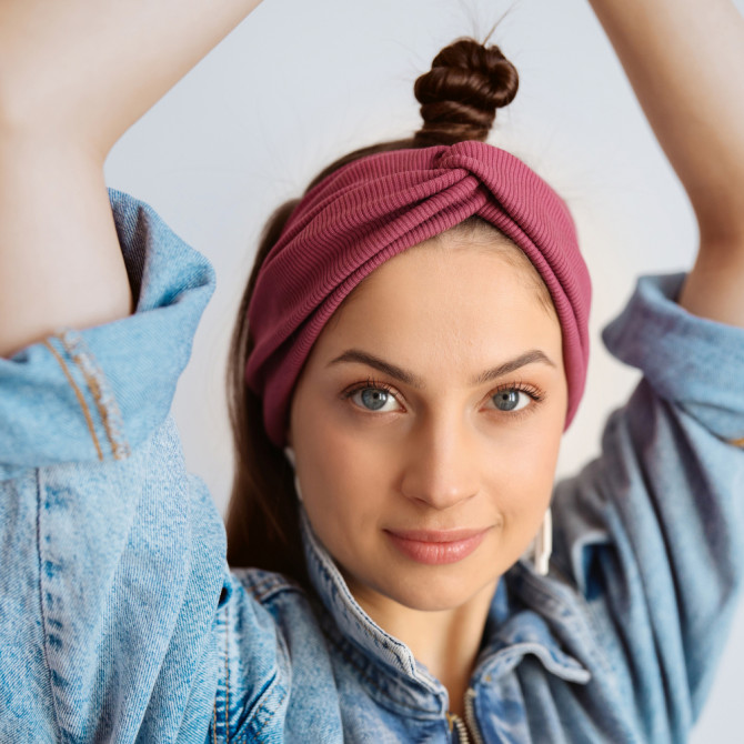 TWIST HEADBAND BERRY LINE