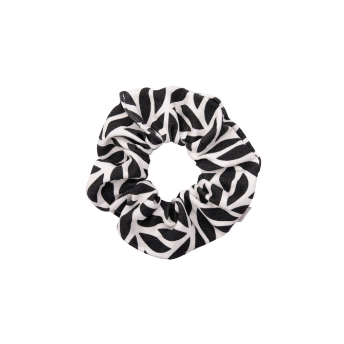 SCRUNCHIE BALANCE