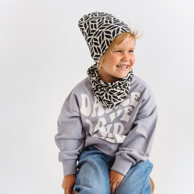 GIRL BEANIE WITH TUB BALANCE