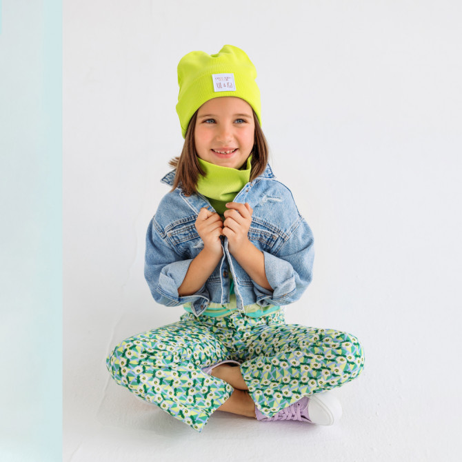 GIRL BEANIE WITH TUB LIME LINE