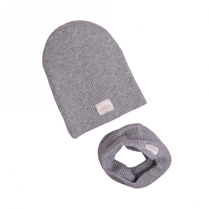 BEANIE WITH TUB KNITTED GREY
