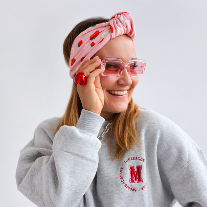 KNOT HEADBAND STRAWBERRIES