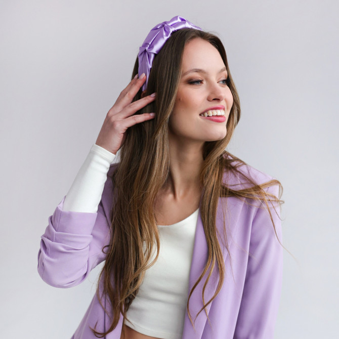 RIPPLE HEADBAND SATIN POWDER