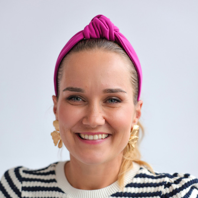 LOOP HEADBAND FUCHSIA